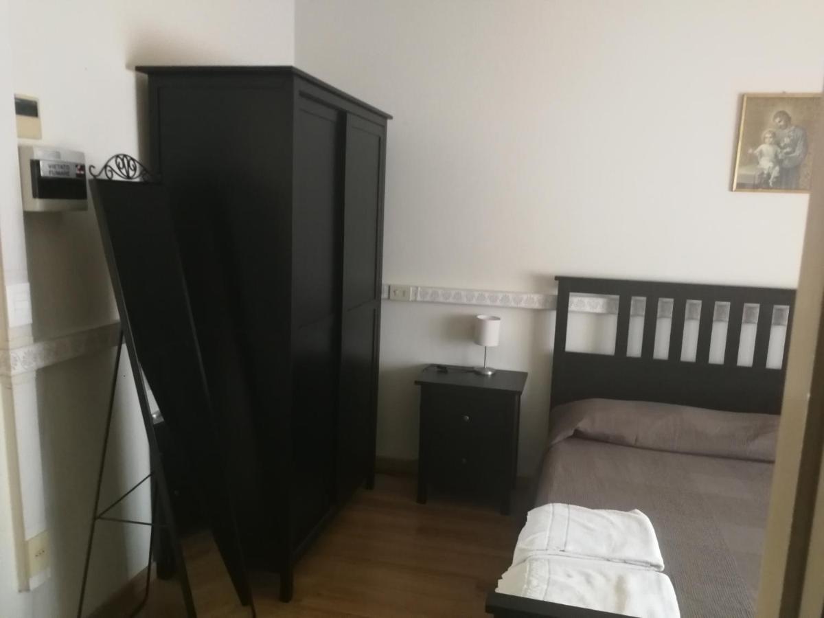 Casa Per Ferie Suore Domenicane Rzym Zewnętrze zdjęcie