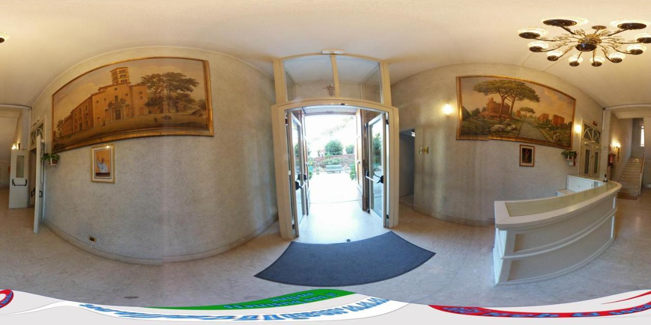 Casa Per Ferie Suore Domenicane Rzym Zewnętrze zdjęcie